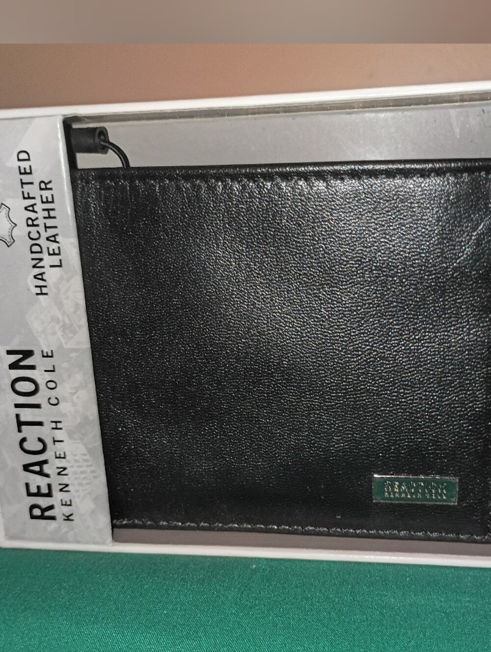 Reaction Kenneth Cole Black Leather Bi-Fold Wallet